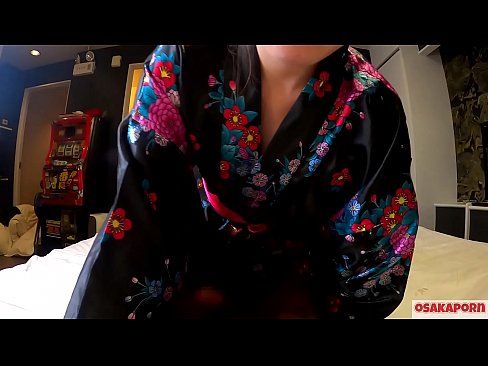 ❤️ Nuori cosplay-tyttö rakastaa seksiä orgasmeihin asti ruiskuttamalla hevostyttöä ja ottamalla suihin. Aasialaistyttö karvainen pillu ja kauniit tissit perinteisessä japanilaisessa puvussa amatöörivideossa, jossa näytetään masturbointia panoleluilla. Sakura 3 OSAKAPORN. ️ Super seksi at porn fi.virtsextor.ru ❌❤