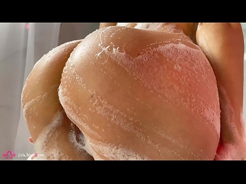 ❤️ Brunette masturboi pillua vibraattorilla intensiiviseen orgasmiin suihkussa ️ Super seksi at porn fi.virtsextor.ru ❌❤