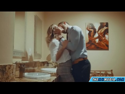❤️ Kun povekas blondi viettelee sinut julkisessa vessassa ️ Super seksi at porn fi.virtsextor.ru ❌❤